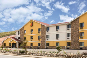 Гостиница Super 8 by Wyndham Dillon/Breckenridge Area  Диллон